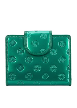 Damski portfel z lakierowanej skóry w monogram zapinany na napę zielony ze sklepu WITTCHEN w kategorii Portfele damskie - zdjęcie 143694403