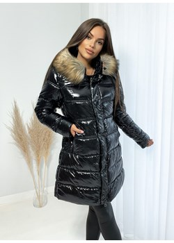 ciepły zimowy płaszcz w połysku torino z futrem ala jenot czarny ze sklepu STYLOWO w kategorii Płaszcze damskie - zdjęcie 143740602