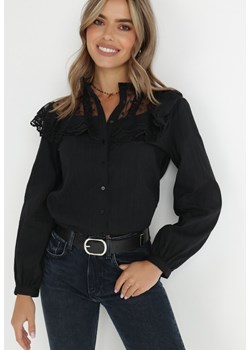 Czarna Koszula z Falbanką i Koronką Chionothoe ze sklepu Born2be Odzież w kategorii Koszule damskie - zdjęcie 143745424