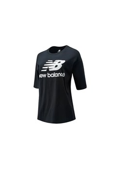 Koszulka New Balance WT03519BK - czarna ze sklepu streetstyle24.pl w kategorii Bluzki damskie - zdjęcie 143817493