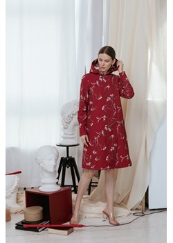 Czerwony damski płaszcz przeciwdeszczowy z kapturem | 'Freesia Rain' (M, Czerwony) ze sklepu Sasski w kategorii Płaszcze damskie - zdjęcie 144374804