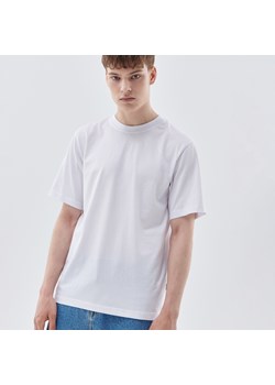 Cropp - Gładka koszulka - Biały ze sklepu Cropp w kategorii T-shirty męskie - zdjęcie 144421834