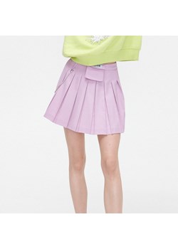 Cropp - Różowa spódnica mini z łańcuchem - Różowy ze sklepu Cropp w kategorii Spódnice - zdjęcie 144479584