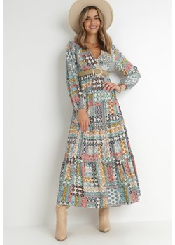 Jasnoniebieska Sukienka z Kopertowym Dekoltem w Patchworkowy Wzór Betey ze sklepu Born2be Odzież w kategorii Sukienki - zdjęcie 144610503