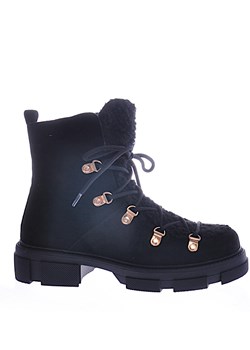 Wysokie botki sztyblety z obszytym kożuszkiem Czarne /G7-3 12599 T916/ ze sklepu Pantofelek24.pl w kategorii Workery damskie - zdjęcie 144614163