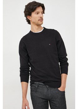 Tommy Hilfiger sweter z domieszką kaszmiru męski kolor czarny lekki ze sklepu ANSWEAR.com w kategorii Swetry męskie - zdjęcie 144764421