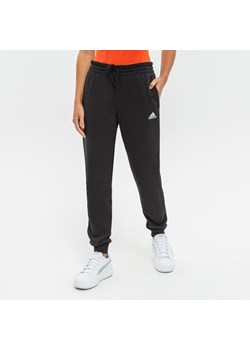 adidas core joggers gm5526 ze sklepu 50style.pl w kategorii Spodnie męskie - zdjęcie 144927844