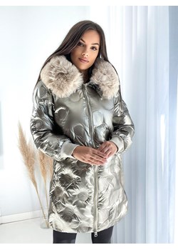 zimowa puchowa kurtka płaszcz z kapturem i lisem atlanta złota ze sklepu STYLOWO w kategorii Kurtki damskie - zdjęcie 144980641