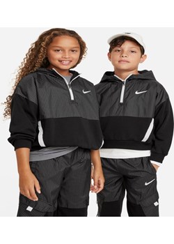 Bluza z kapturem i zamkiem 1/2 dla dużych dzieci Nike Outdoor Play - Czerń ze sklepu Nike poland w kategorii Bluzy chłopięce - zdjęcie 144981494
