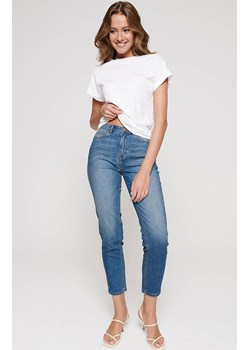 Niebieskie damskie jeansy mom fit z wysokim stanem CON-187, Kolor jeans, Rozmiar L, Conte ze sklepu Primodo w kategorii Jeansy damskie - zdjęcie 144986480