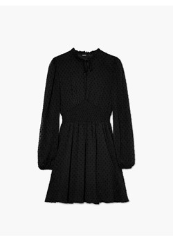 Cropp - Czarna szyfonowa sukienka - Czarny ze sklepu Cropp w kategorii Sukienki - zdjęcie 145013141