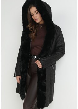 Czarny Płaszcz Taliowany z Futerkiem Molko ze sklepu Born2be Odzież w kategorii Płaszcze damskie - zdjęcie 145041463