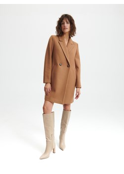 Reserved - Dwurzędowy płaszcz - Beżowy ze sklepu Reserved w kategorii Płaszcze damskie - zdjęcie 145193842