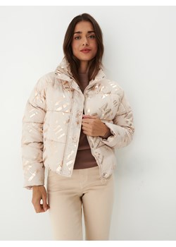 Mohito - Pikowana kurtka z połyskującym wzorem - Kremowy ze sklepu Mohito w kategorii Kurtki damskie - zdjęcie 145255490