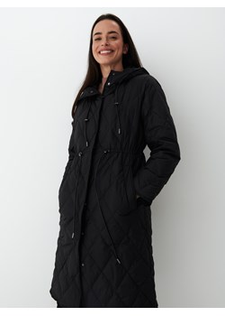 Mohito - Pikowany płaszcz - Czarny ze sklepu Mohito w kategorii Płaszcze damskie - zdjęcie 145256354