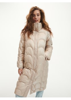 Reserved - Pikowany płaszcz - Kremowy ze sklepu Reserved w kategorii Płaszcze damskie - zdjęcie 145489041