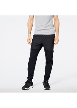 Spodnie męskie New Balance MP23287BK – czarne ze sklepu New Balance Poland w kategorii Spodnie męskie - zdjęcie 145923364