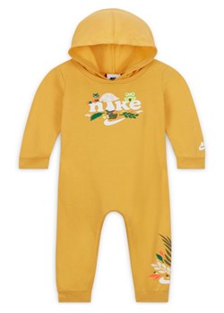 Pajacyk bez stóp z kapturem dla niemowląt (12–24 M) Forest Foragers Nike - Żółć ze sklepu Nike poland w kategorii Odzież dla niemowląt - zdjęcie 146105903