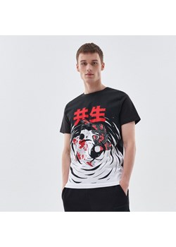 Cropp - Koszulka z nadrukiem - Czarny ze sklepu Cropp w kategorii T-shirty męskie - zdjęcie 146267151