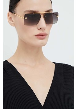 Versace okulary przeciwsłoneczne damskie kolor złoty 0VE2245 ze sklepu ANSWEAR.com w kategorii Okulary przeciwsłoneczne damskie - zdjęcie 146346633