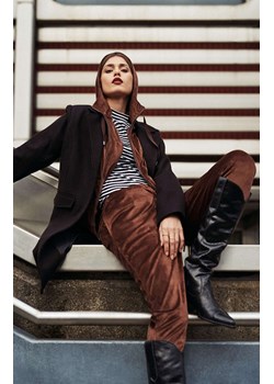 Welurowe spodnie dresowe 3900, Kolor brązowy, Rozmiar XS, Moodo ze sklepu Primodo w kategorii Spodnie damskie - zdjęcie 146602842