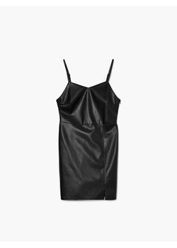 Cropp - Czarna sukienka z imitacji skóry - czarny ze sklepu Cropp w kategorii Sukienki - zdjęcie 146704920