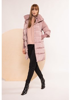 Pikowana kurtka o dłuższym kroju ze sklepu MONNARI w kategorii Kurtki damskie - zdjęcie 146728553