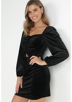 Czarna Sukienka Welurowa z Kwadratowym Dekoltem i Ściągaczem Kinge ze sklepu Born2be Odzież w kategorii Sukienki - zdjęcie 146936550