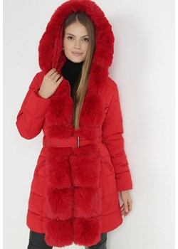 Czerwona Kurtka Pikowana z Futerkiem Balmo ze sklepu Born2be Odzież w kategorii Kurtki damskie - zdjęcie 146937303