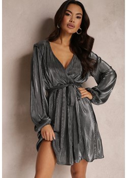 Czarno-Srebrna Błyszcząca Sukienka Kopertowa Jarnei ze sklepu Renee odzież w kategorii Sukienki - zdjęcie 147088190