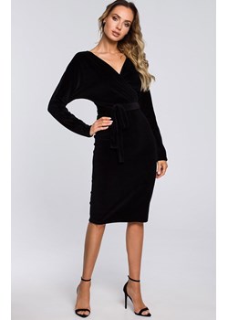 Welurowa sukienka w kolorze czarnym M561, Kolor czarny, Rozmiar L, MOE ze sklepu Primodo w kategorii Sukienki - zdjęcie 147104760