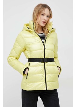Calvin Klein kurtka damska kolor żółty zimowa ze sklepu ANSWEAR.com w kategorii Kurtki damskie - zdjęcie 147324571