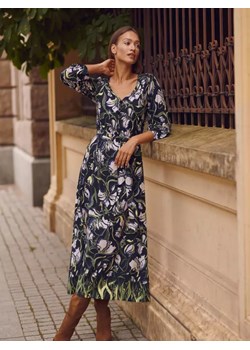 Printowana sukienka z wiązaniem w talii ze sklepu Top Secret w kategorii Sukienki - zdjęcie 147441023