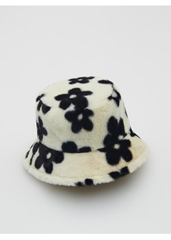 Reserved - Kapelusz bucket hat - Kremowy ze sklepu Reserved w kategorii Kapelusze damskie - zdjęcie 147472643