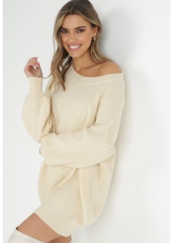 Beżowy Sweter Oversize z Okrągłym Dekoltem Ravo ze sklepu Born2be Odzież w kategorii Swetry damskie - zdjęcie 147589690