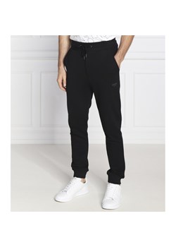 Joop! Jeans Spodnie dresowe Santiago | Regular Fit ze sklepu Gomez Fashion Store w kategorii Spodnie męskie - zdjęcie 147605613