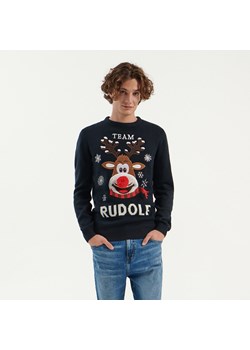 Świąteczny sweter z reniferem Team Rudolf granatowy - Granatowy ze sklepu House w kategorii Swetry męskie - zdjęcie 147700302