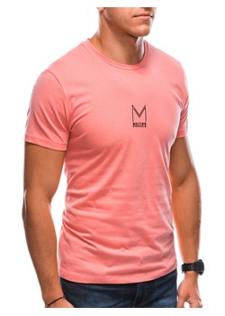 T-shirt męski z nadrukiem 1724S - różowy ze sklepu Edoti w kategorii T-shirty męskie - zdjęcie 147913403