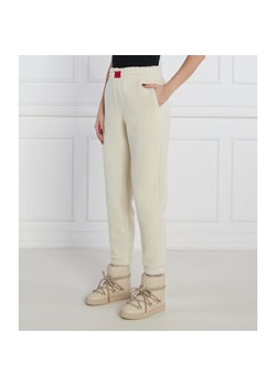 HUGO Spodnie CLOUD | Regular Fit ze sklepu Gomez Fashion Store w kategorii Spodnie damskie - zdjęcie 147937452