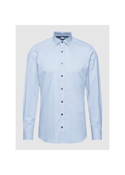 Koszula biznesowa o kroju body fit z kołnierzykiem typu kent ze sklepu Peek&Cloppenburg  w kategorii Koszule męskie - zdjęcie 147978704