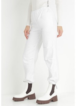 Białe Bawełniane Spodnie z Gumką w Pasie Vemivi ze sklepu Born2be Odzież w kategorii Spodnie damskie - zdjęcie 147984612