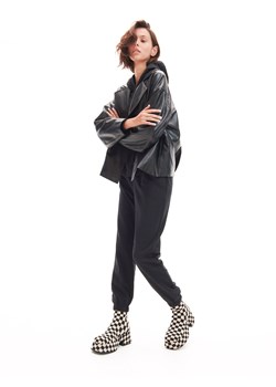 Reserved - Spodnie dresowe - Czarny ze sklepu Reserved w kategorii Spodnie damskie - zdjęcie 147993414