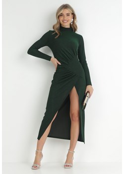 Zielona Sukienka z Asymetrycznym Marszczeniem Maxi Bose ze sklepu Born2be Odzież w kategorii Sukienki - zdjęcie 147994884