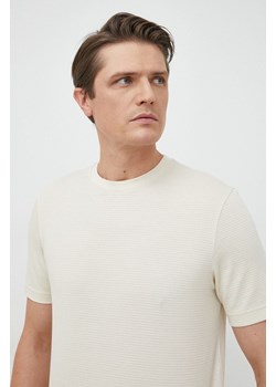 BOSS t-shirt bawełniany kolor beżowy gładki ze sklepu ANSWEAR.com w kategorii T-shirty męskie - zdjęcie 148030101