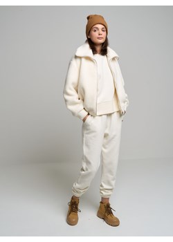 Spodnie dresowe damskie z dzianiny strukturalnej kremowe Ceciliana 102 ze sklepu Big Star w kategorii Spodnie damskie - zdjęcie 148040552