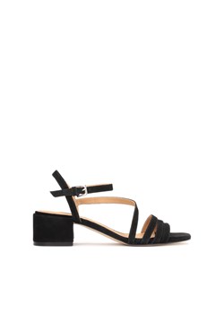 Klasyczne czarne sandały damskie na niskim słupku ze sklepu Kazar w kategorii Sandały damskie - zdjęcie 148081182
