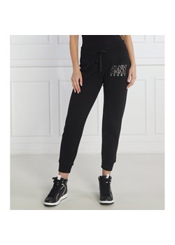 DKNY Sport Dres | Slim Fit ze sklepu Gomez Fashion Store w kategorii Spodnie damskie - zdjęcie 148156104
