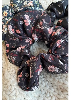 Scrunchie Blooming Onesize ze sklepu NAOKO w kategorii Gumki do włosów - zdjęcie 148213671