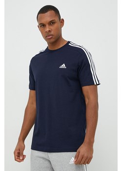 adidas t-shirt bawełniany kolor granatowy z aplikacją  IC9335 ze sklepu ANSWEAR.com w kategorii T-shirty męskie - zdjęcie 148276611