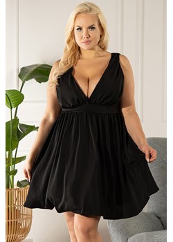 Sukienka wieczorowa rozkloszowana z efektownym dekoltem MERLIN czarna ze sklepu karko.pl w kategorii Sukienki - zdjęcie 148387351